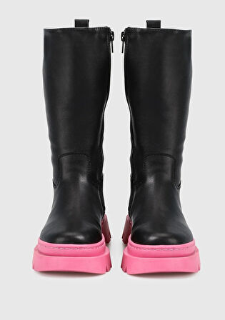 Siyah Kız Çocuk Bot