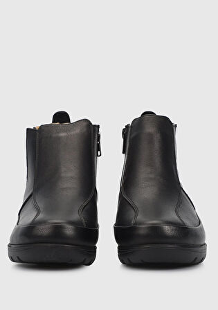Siyah Deri Kadın Bot