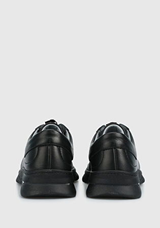 Siyah Deri Kadın Ayakkabı