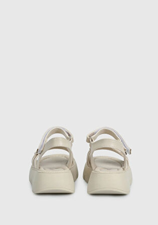 Krem Kız Çocuk Düz Sandalet