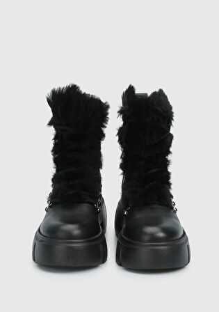 Siyah Deri Kadın Bot