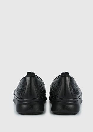 Siyah Deri Kadın Ayakkabı