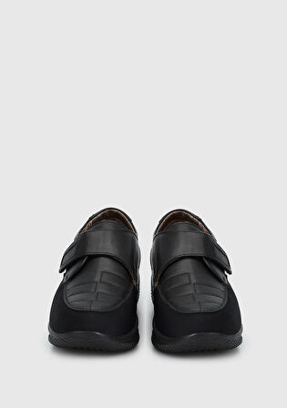 Siyah Deri Kadın Ayakkabı