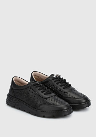 Siyah Deri Kadın Ayakkabı