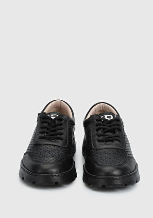 Siyah Deri Kadın Ayakkabı