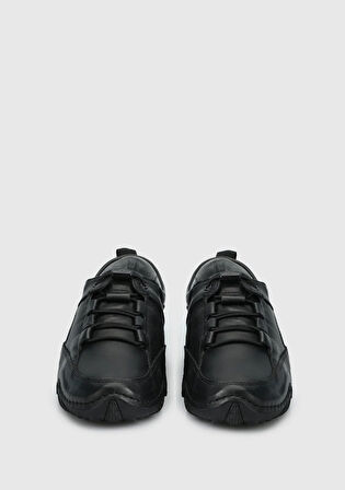 Siyah Deri Kadın Ayakkabı