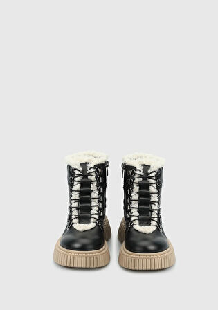 Siyah Kız Çocuk Bot