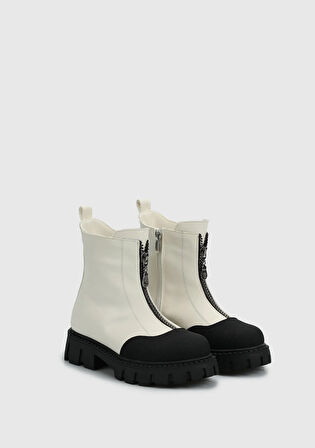 Ekru Kız Çocuk Bot