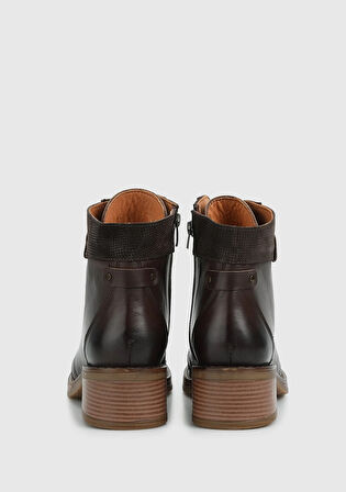 Kahve Deri Kadın Bot