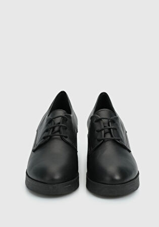 Siyah Deri Kadın Ayakkabı