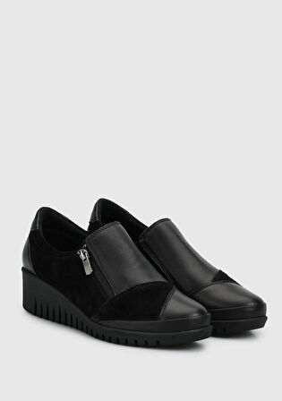 Siyah Deri Kadın Ayakkabı