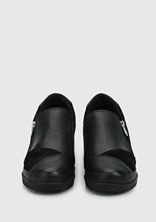 Siyah Deri Kadın Ayakkabı