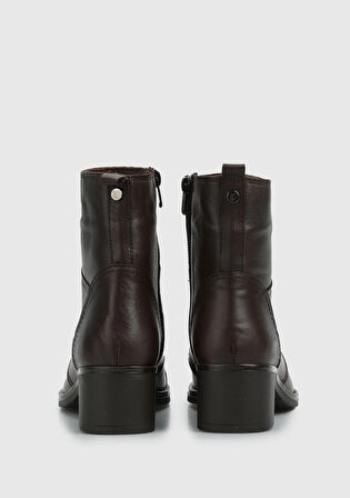 Kahve Deri Kadın Bot