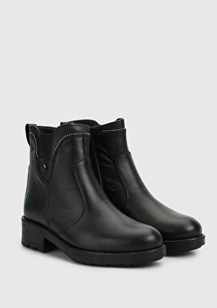 Siyah Deri Kadın Bot