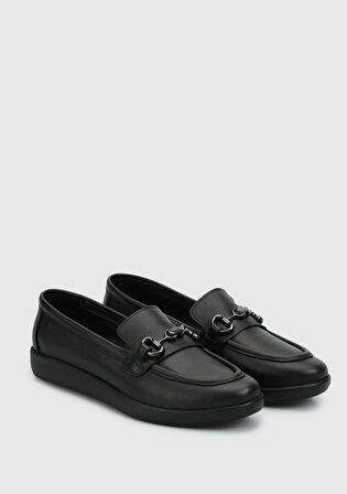 Siyah Deri Kadın Ayakkabı