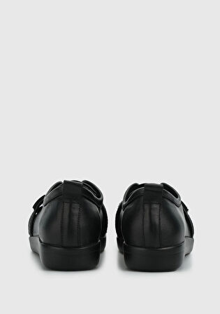 Siyah Deri Kadın Ayakkabı