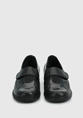 Siyah Deri Kadın Ayakkabı