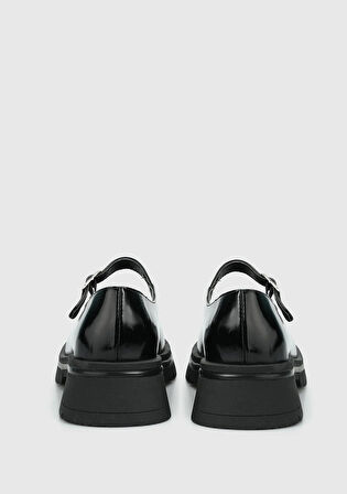 Siyah Deri Kadın Ayakkabı