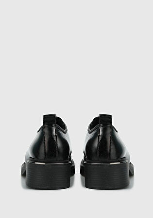 Siyah Deri Kadın Ayakkabı