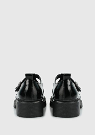 Siyah Deri Kadın Ayakkabı
