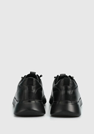 Siyah Deri Kadın Ayakkabı