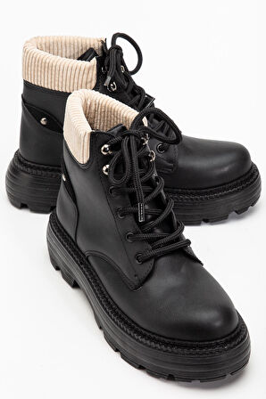 Kadın Siyah Cilt Bağcıklı Kaymaz Taban Bot 