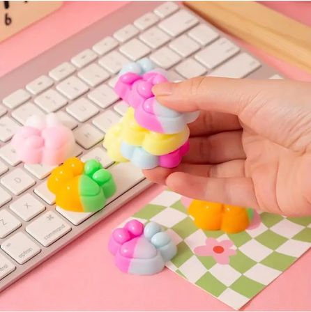 4 Adet Minik Kedi Patisi Pufi Taba Squishy Stres Oyuncağı Pati Sukuşi