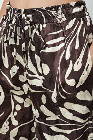 Kadın Kahverengi - Krem Renk Desenli Bol Paça Beli Lastikli Pantolon