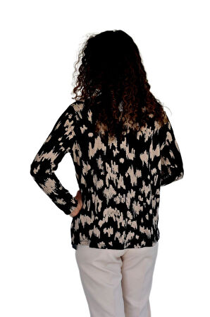 Kadın Batik Baskılı Düğmeli Viscon Bluz BGL-ST04270