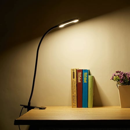 Robeve Akrobat Masa Lambası Usb Girişli Göz Koruyucu Klipsli Masaya Sabitlenen Ayarlanabilir İşık Seviyesi Çok Fonksiyonlu Led Masa Lambası Sarı Beyaz Gün İşığı 3 Modlu Masa Lambası Çalışma Lambası