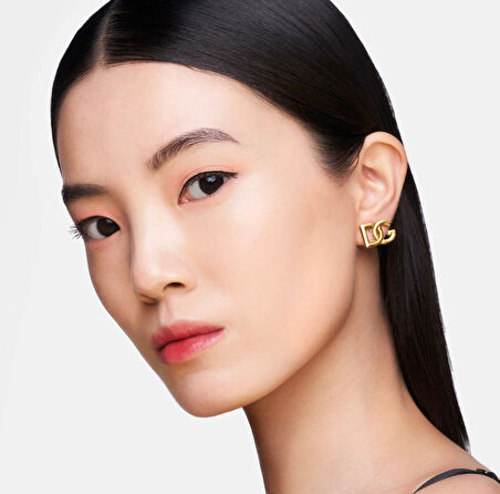 Dolce & Gabbana Rose Glow Cushion – Aydınlatıcı Ve Nemlendirici Etkili Fondöten Spf 50 6C