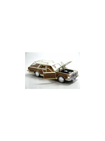 Motormax Motor Max 1979 Chysler Lebaron 1:24 Diecast Model Araba Bej