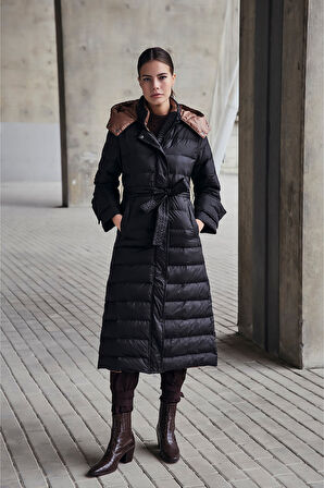 18278 WOMANIA MONT BERLİN