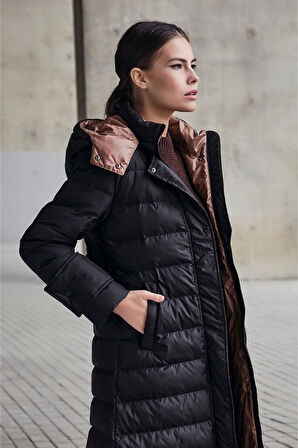 18278 WOMANIA MONT BERLİN