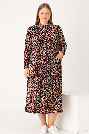 Bordo Çiçek Desenli Boydan Fermuarlı Cepli Pamuklu Kadife Hakim Maxi Boy Yaka Büyük Beden Elbise