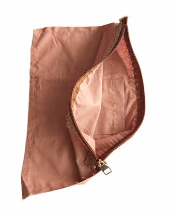 20x30 cm Dikilmiş Fermuarlı Astar Sütlü Kahve Renk