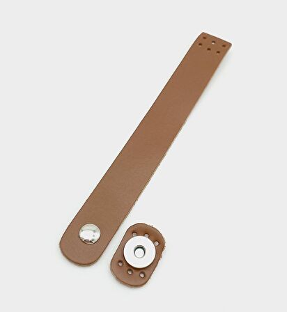 18x2,3 cm Sütlü Kahve Gerçek Deri Düz Çanta Kapağı Gümüş Metalli