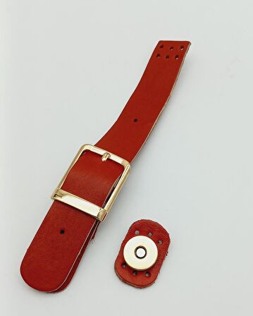 18x2,3 cm Kırmızı Gerçek Deri Tokalı Çanta Kapağı Light Gold Metalli