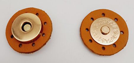 Gerçek Derili Mıknatıslı Çıtçıt Açık Taba Light Gold Metalli