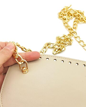 Koyu Bej Renk Suni Deri 100 cm Zincirli 22.5x18 cm Kapak Light Gold Metal
