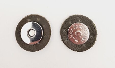 Haki Yeşili Suni Derili Mıknatıslı Çıtçıt Gümüş Metalli