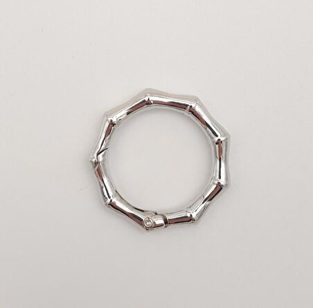 Köşeli Yaylı Halka Gümüş Renk 1 Adet