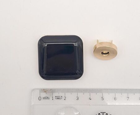 3.5 cm Kare Akrilikli Siyah Renk Light Gold Mıknatıslı Kilit