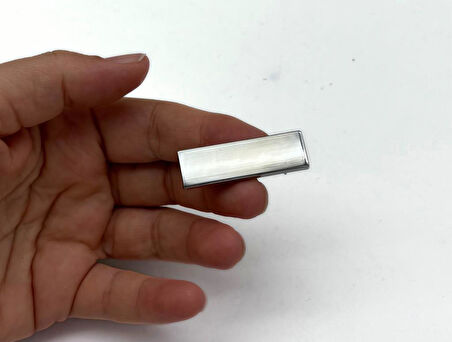 Angel Çanta Aksesuar 4x1.2 cm Metal  Plaka Süs Gümüş  Renk 1 Adet