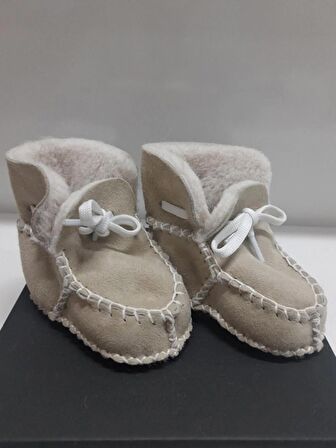 Bebek Organik Kuzu Derisi Bağcıklı Bebek Botu Bebek Patiği İlk Adım Ayakkabısı 0-6 AY