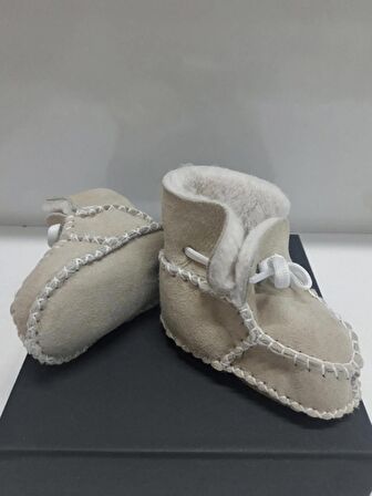 Bebek Organik Kuzu Derisi Bağcıklı Bebek Botu Bebek Patiği İlk Adım Ayakkabısı 6-12 AY