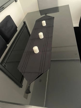 Runner leke tutmaz dertsiz kumaş dekoratif çeyiz siyah 35 x 140