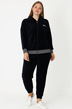 Lacivert Fermuarlı Kapüşonlu Pamuklu Kadife Uzun Kol Baskılı Cepli Kadın Büyük Beden Eşofman Takımı