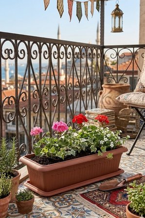Antik Diktörtgen Bahçe Balkon Saksısı 1 Adet