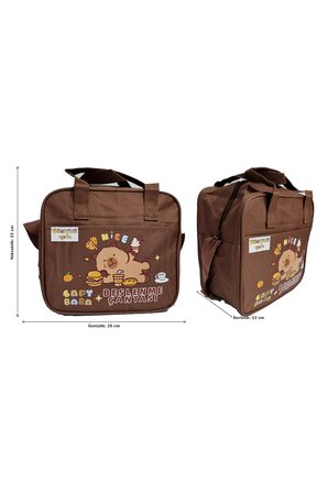 Capybara Desenli 5 Parça İlkokul Ortaokul Çanta Seti - Sırt Beslenme Çantası Kalemlik Defter Sticker